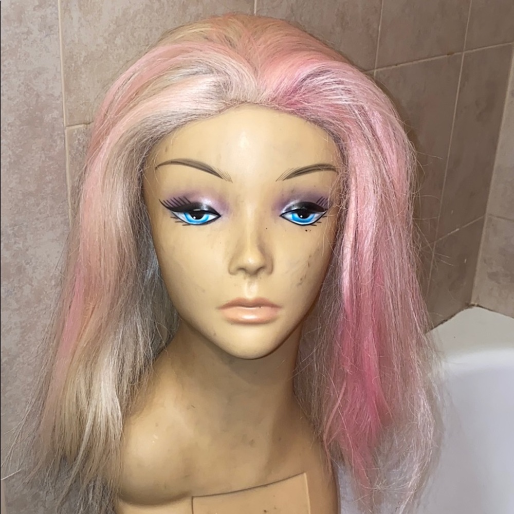 𝕊𝔸𝕃𝔼👨‍🎤 Synthetic wig blonde w/ pink